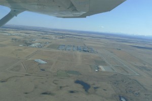 Approaching CYBW, right downwind 25 for final.